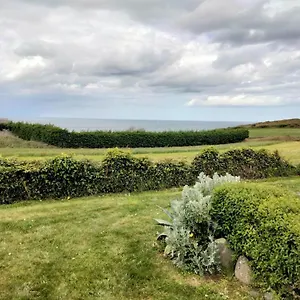 https://bienvenue-lescale-bleue.inbrittany.com